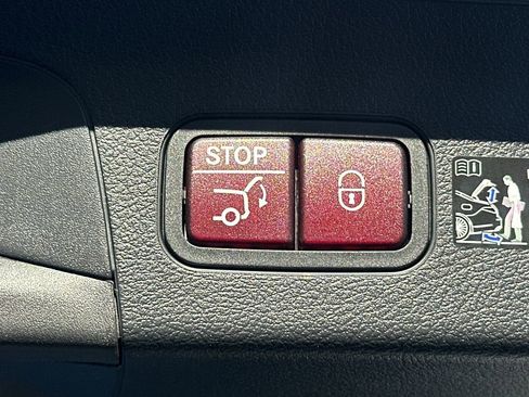 New 2026 Mercedes-Benz GLS 450 4MATIC image 22