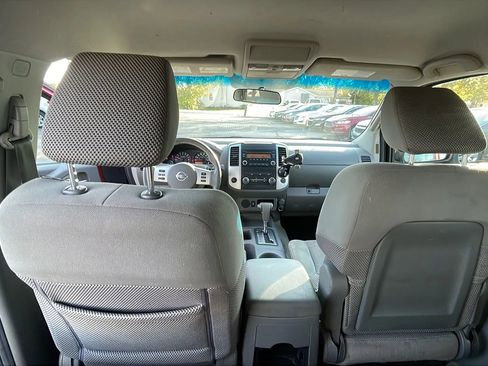 Used 2014 Nissan Frontier S image 17