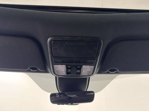 Used 2023 Honda Odyssey Sport image 10
