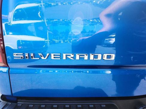 Used 2022 Chevrolet Silverado 1500 RST AWD/4WD image 30