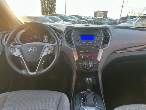 Used 2015 Hyundai Santa Fe Sport image 11