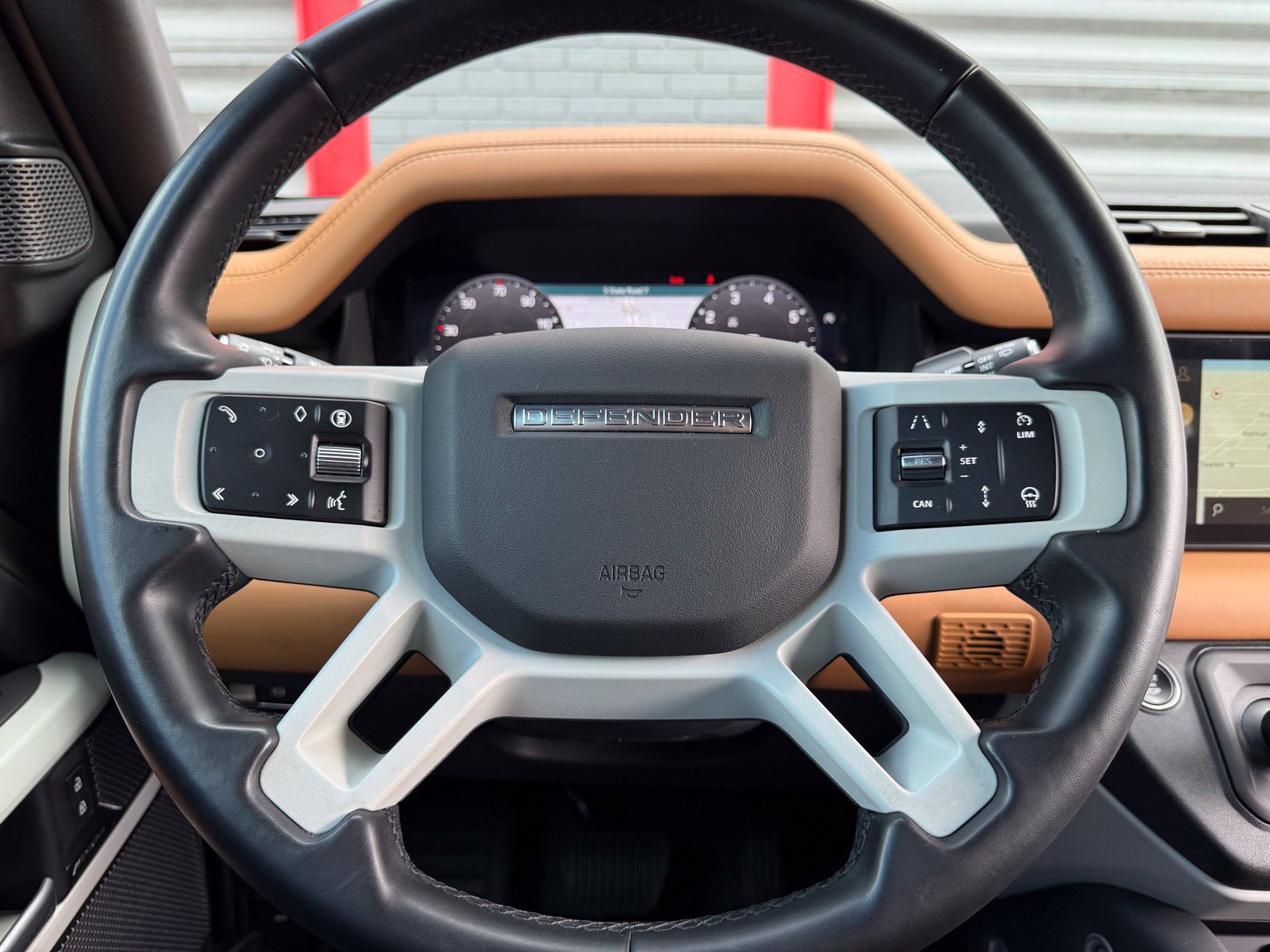 Used 2024 Land Rover Defender 90 X-Dynamic SE AWD/4WD image 25