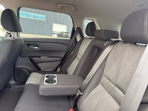 New 2026 Nissan Rogue SV AWD/4WD image 32