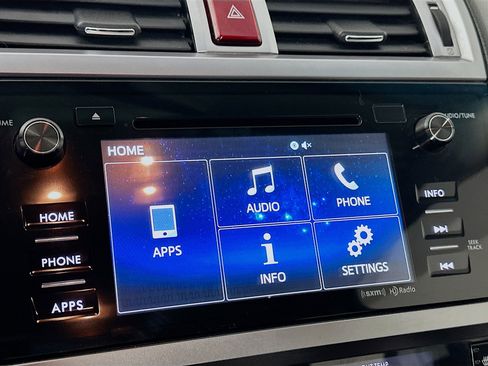 Used 2017 Subaru Legacy 2.5i Premium image 19