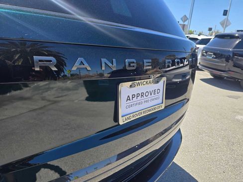 Used 2025 Land Rover Range Rover SE AWD/4WD image 13