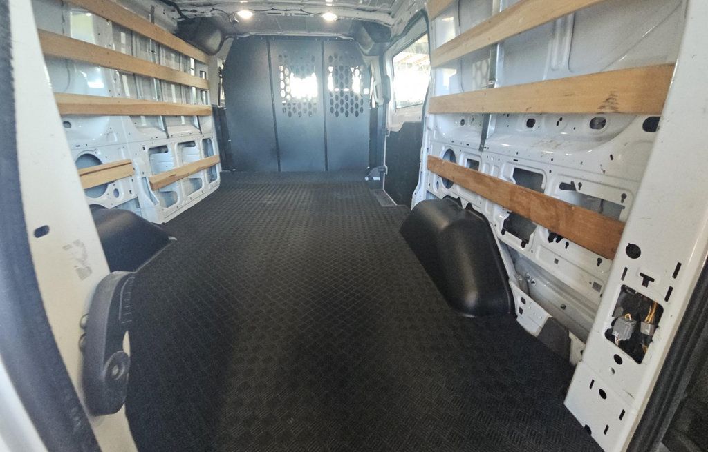 Used 2025 Ford Transit 250 Low Roof w/ Exterior Upgrade Package RWD image 12