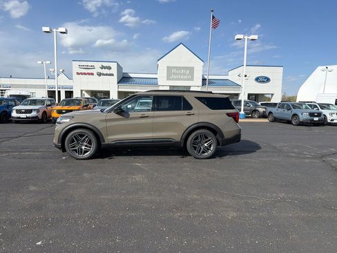 New 2026 Ford Explorer ST AWD/4WD image 2