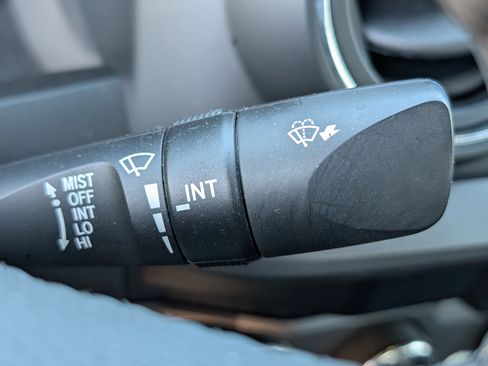 Used 2022 Toyota Tacoma TRD Off-Road image 26