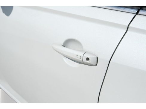 Used 2023 Nissan Altima 2.0 SR FWD image 37