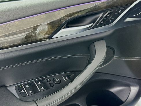 Used 2019 BMW X3 sDrive30i w/ Premium Package image 18