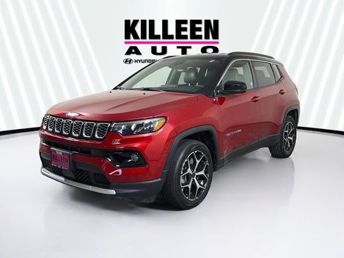 Used 2025 Jeep Compass Limited AWD/4WD image 3