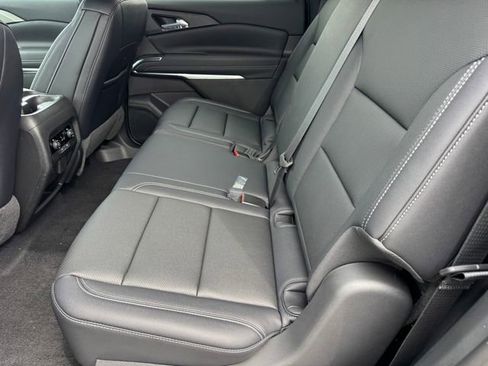 New 2026 Chevrolet Traverse LT w/ Midnight/Sport Edition image 11