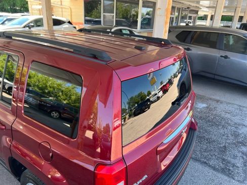 Used 2016 Jeep Patriot Latitude w/ Trailer Tow Prep Group AWD/4WD image 37