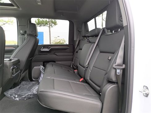 New 2026 GMC Sierra 2500 Denali w/ Denali Reserve Package image 14