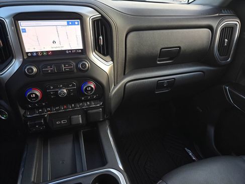 Used 2022 Chevrolet Silverado 1500 LTZ w/ LTZ Premium Package AWD/4WD image 26