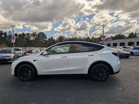 Used 2020 Tesla Model Y Performance image 6