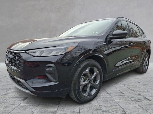 Used 2023 Ford Escape ST-Line w/ Tech Pack #1 image 3