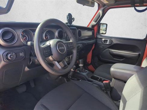 Used 2023 Jeep Wrangler Sport AWD/4WD image 9