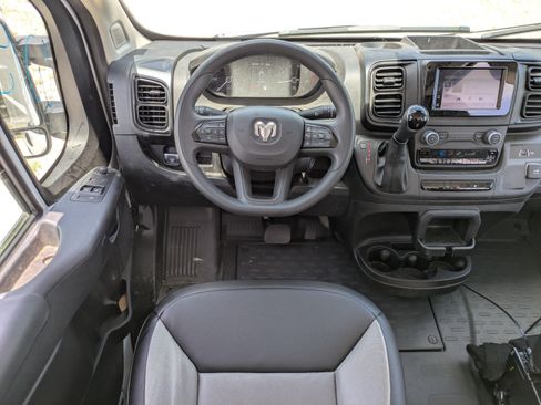 Used 2026 RAM ProMaster 2500 w/ Convenience Group FWD image 14