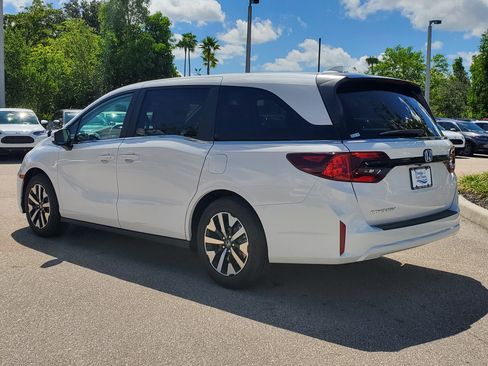 New 2026 Honda Odyssey EX-L image 8