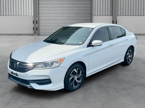 Used 2017 Honda Accord LX image 28
