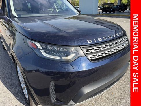 Used 2018 Land Rover Discovery HSE AWD/4WD image 14