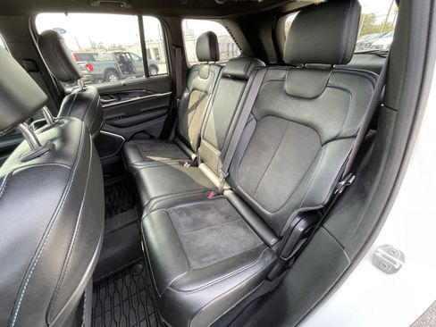 Used 2022 Jeep Grand Cherokee Trailhawk w/ Advanced Protech Group II image 41