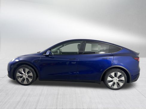 Used 2021 Tesla Model Y Long Range image 4