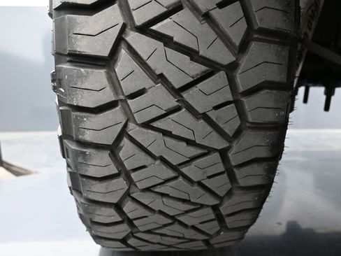 Used 2016 Ford F150 XLT w/ Equipment Group 302A Luxury image 18