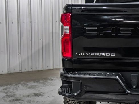 Used 2020 Chevrolet Silverado 2500 LTZ w/ LTZ Plus Package image 50