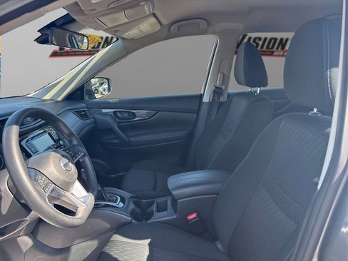 Used 2020 Nissan Rogue S image 9