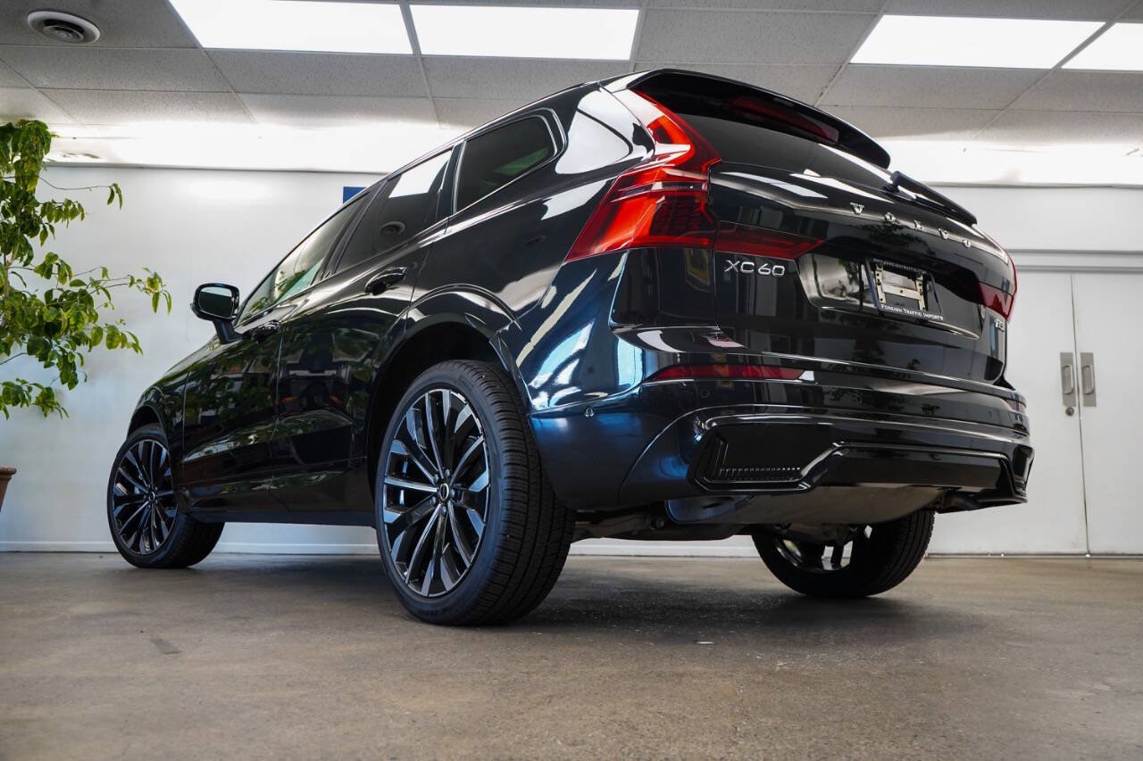 Used 2026 Volvo XC60 B5 Ultra AWD/4WD image 26