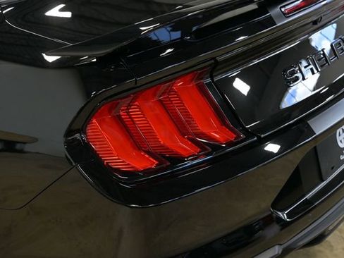 Used 2021 Ford Mustang GT Premium w/ GT Performance Package RWD image 18