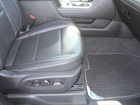 Used 2023 GMC Sierra 1500 Denali w/ Technology Package image 18