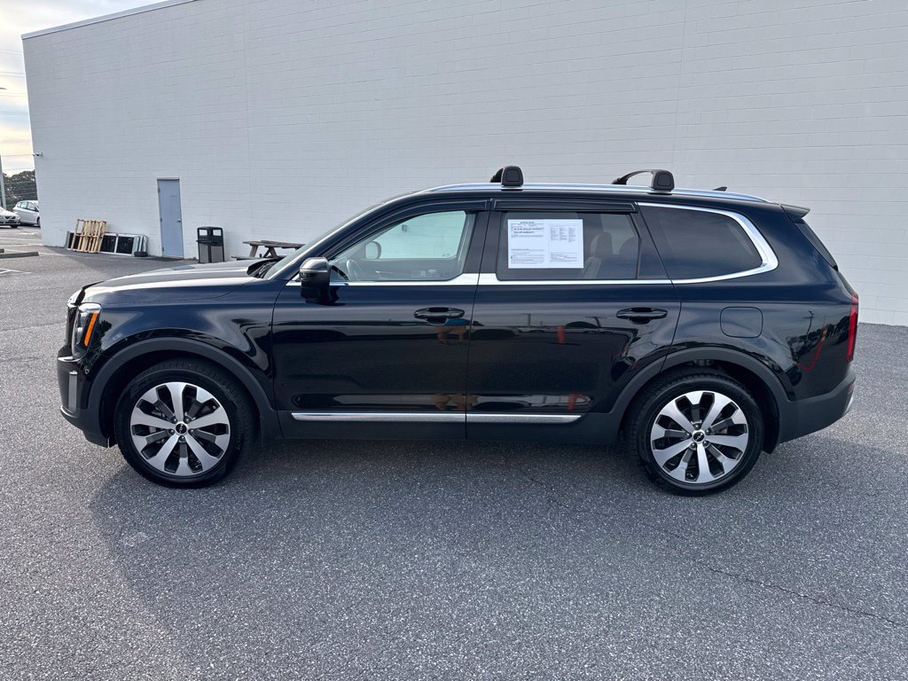 Used 2022 Kia Telluride EX w/ EX Premium Package FWD image 4