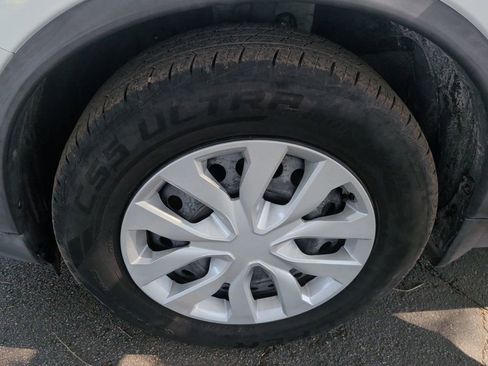 Used 2016 Nissan Rogue S w/ Appearance Package image 10