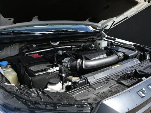 Used 2024 Nissan Frontier S w/ Technology Package image 21