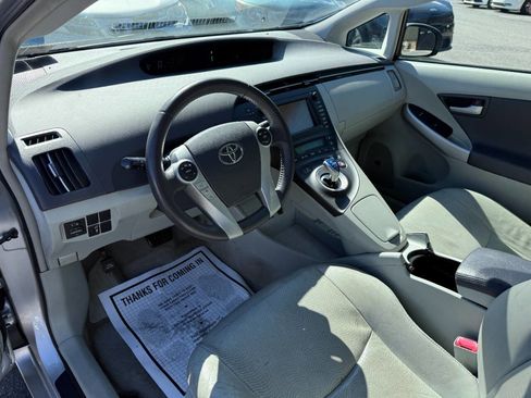 Used 2011 Toyota Prius Four w/ Navigation Pkg image 10