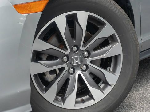 Used 2022 Honda Odyssey EX-L image 2