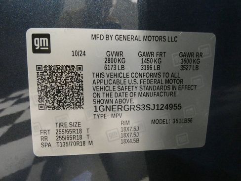 Used 2025 Chevrolet Traverse LT image 26