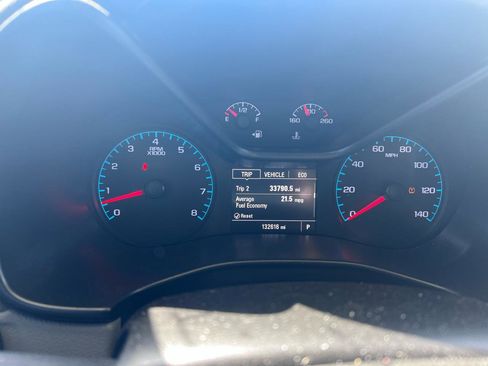 Used 2017 GMC Canyon 2WD Crew Cab w/ Convenience Package image 9