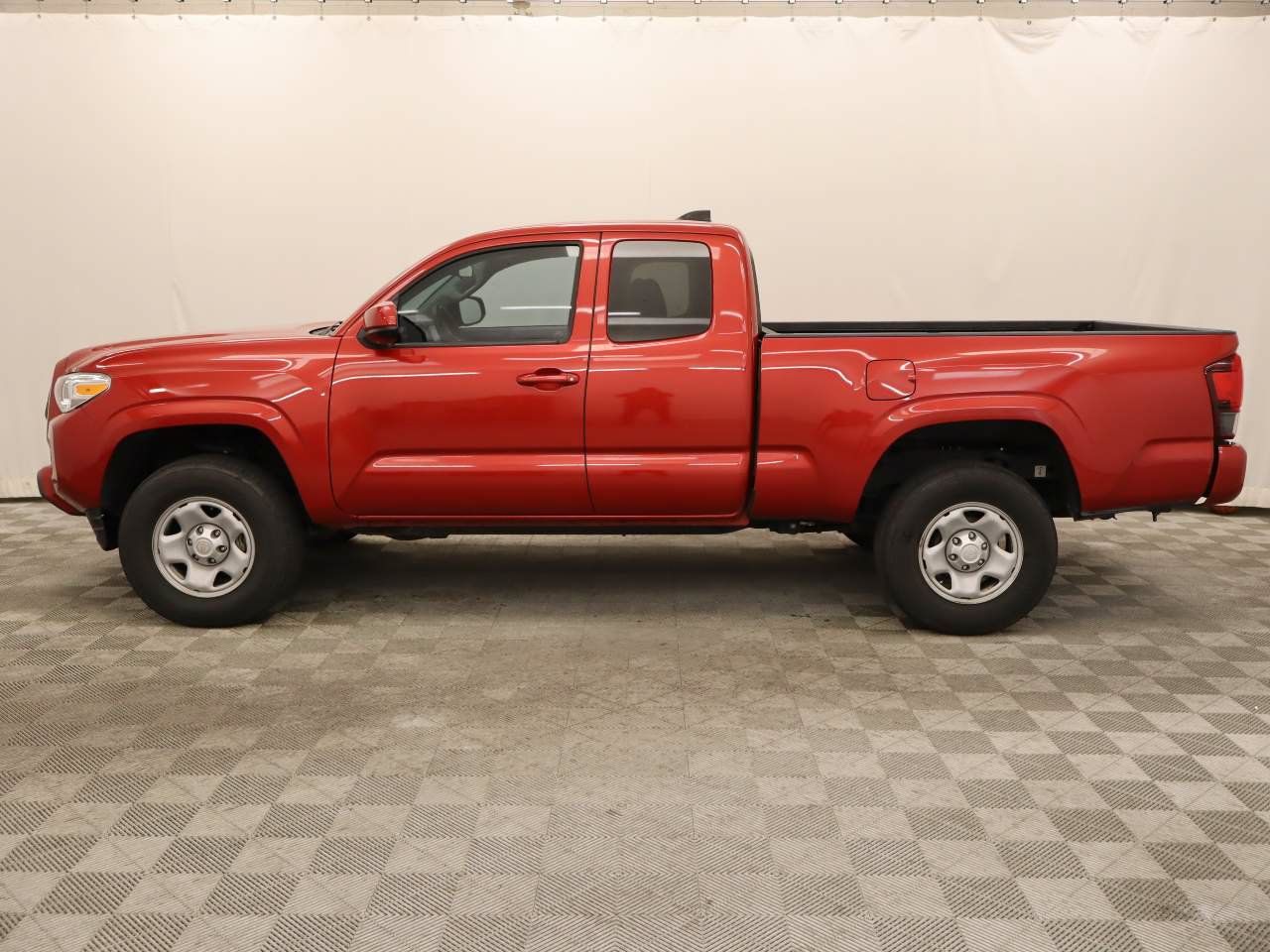 Used 2023 Toyota Tacoma SR w/ SR Convenience Package RWD image 2