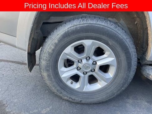 Used 2016 Toyota 4Runner SR5 Premium RWD image 9