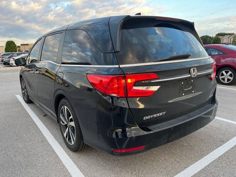 Used 2023 Honda Odyssey Touring image 4