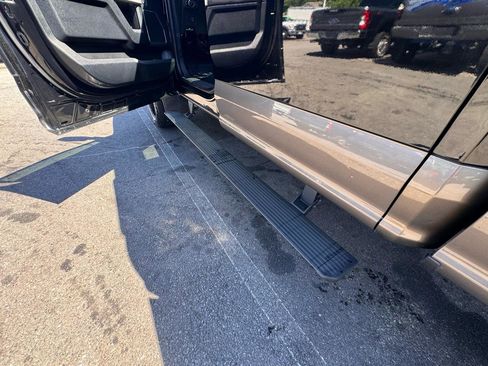 Used 2018 Ford F250 Lariat w/ Lariat Ultimate Package AWD/4WD image 28