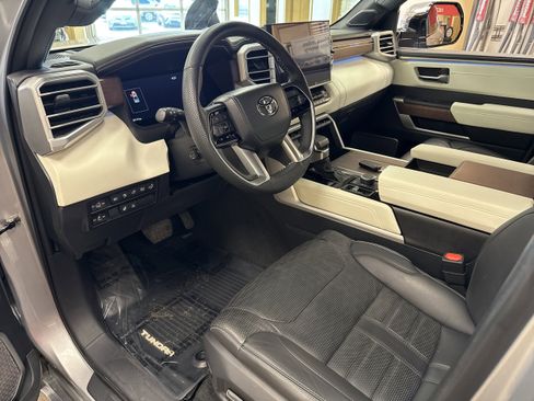 Used 2023 Toyota Tundra Capstone AWD/4WD image 9