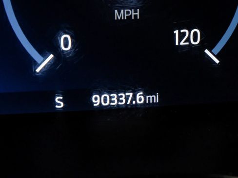 Used 2023 Ford F150 Lariat RWD image 20