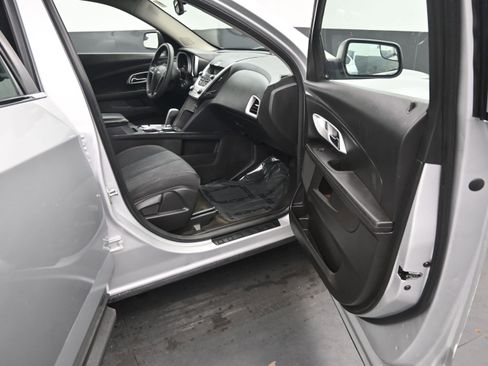 Used 2013 Chevrolet Equinox LS FWD image 11
