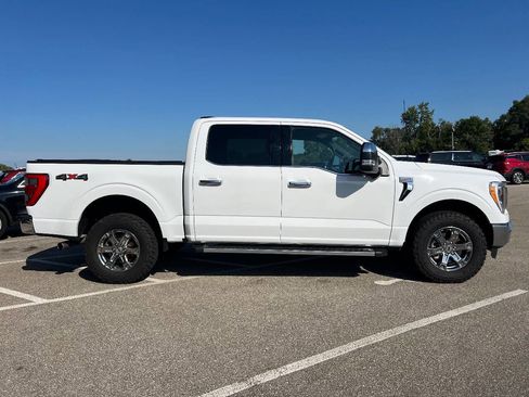 Used 2022 Ford F150 Lariat image 9