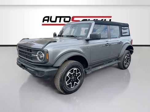 Used 2023 Ford Bronco 4-Door w/ Sasquatch Package AWD/4WD image 3